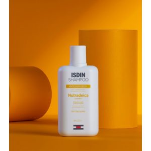 ISDIN NUTRADEICA SHAMPOOING ANTI-PELLICULAIRE PELLICULES SECHES 200ML